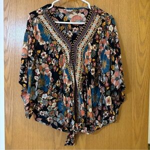 Boutique Boho Loose Floral Tie-Front Blouse Size Large